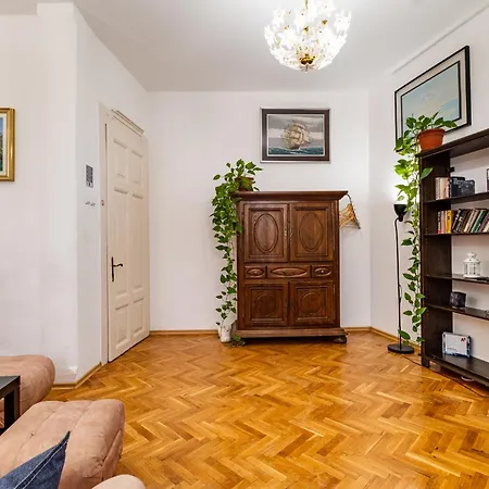 Apartmán Aristocratic 2bdrm Varna