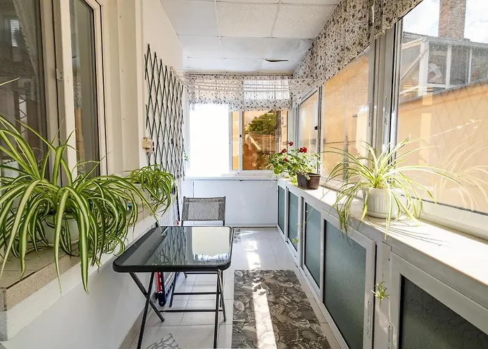 דירה Aristocratic 2bdrm וארנה