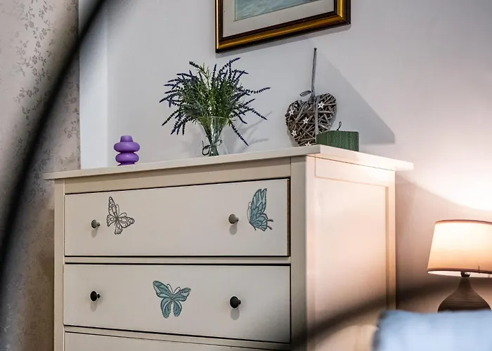 Aristocratic 2bdrm דירה