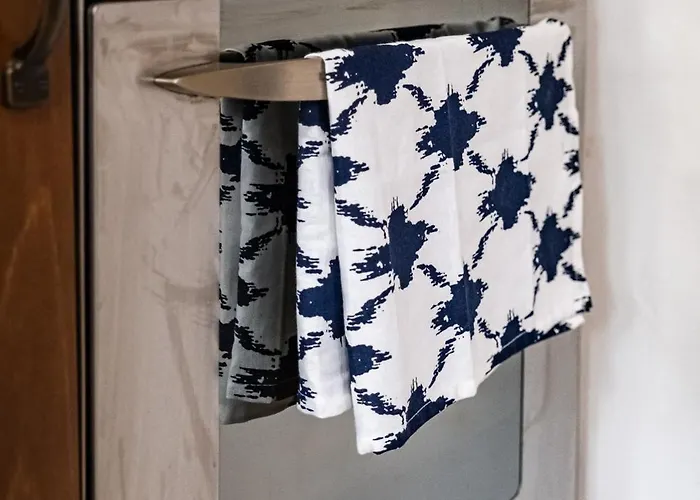 Aristocratic 2bdrm Varna