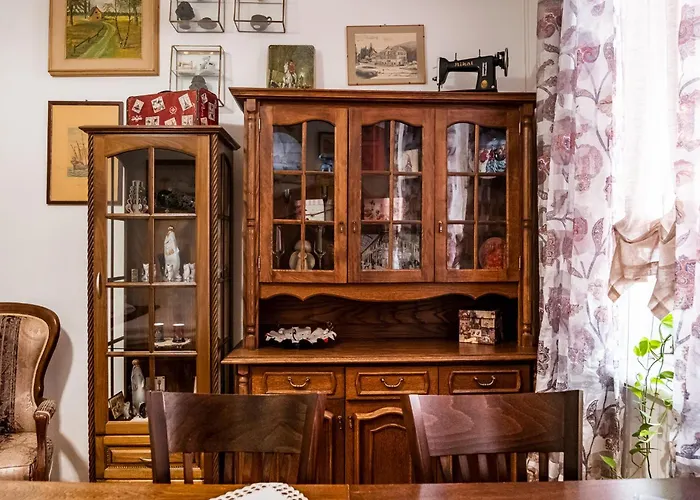 Aristocratic 2bdrm * Varna